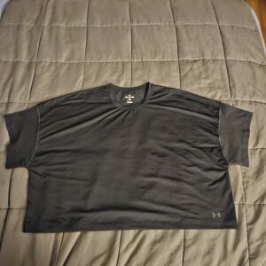 Under Armour Women's Black Mesh Short-Sleeve Performance Tee